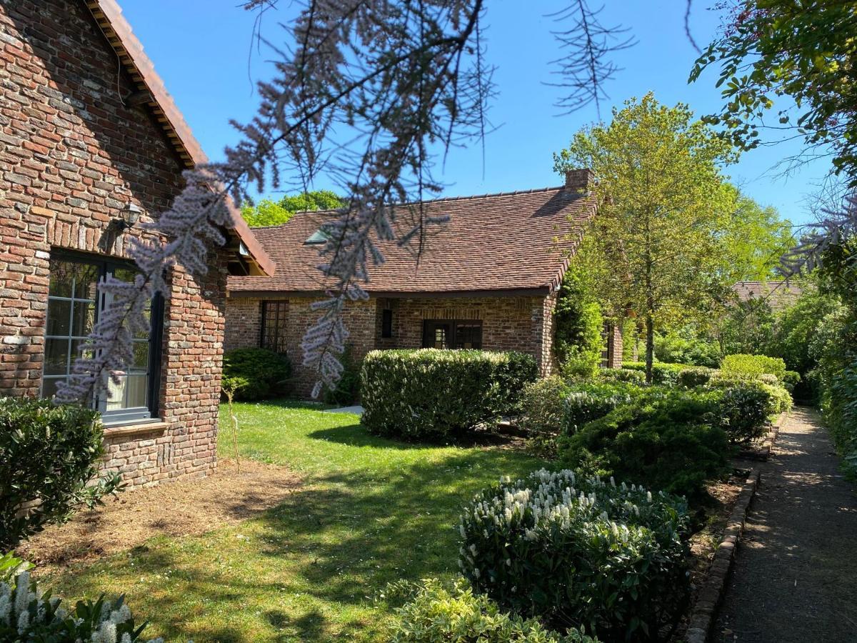 Les Cottages D'Orient Gite Boutique Mesnil-Saint-Père エクステリア 写真