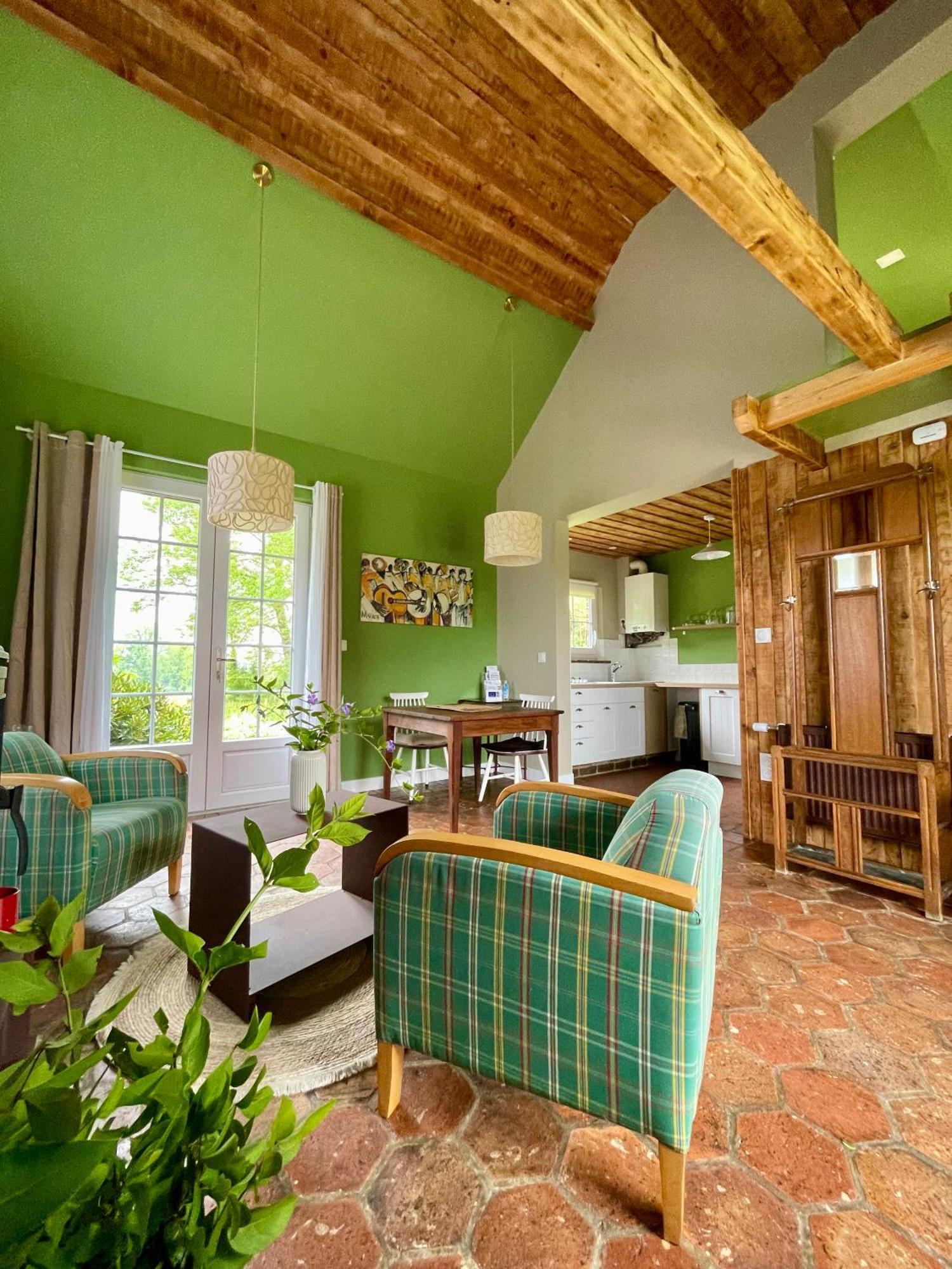 Les Cottages D'Orient Gite Boutique Mesnil-Saint-Père エクステリア 写真